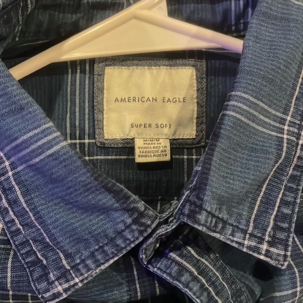 American eagle men’s medium plaid button up shirt - Picture 4 of 4